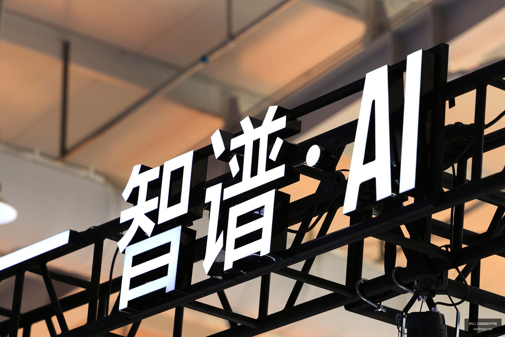 腾讯电竞携,冲刺国际赛,冠军,买球APP下载,BALL买球官网,手机买球客户端,官方网站